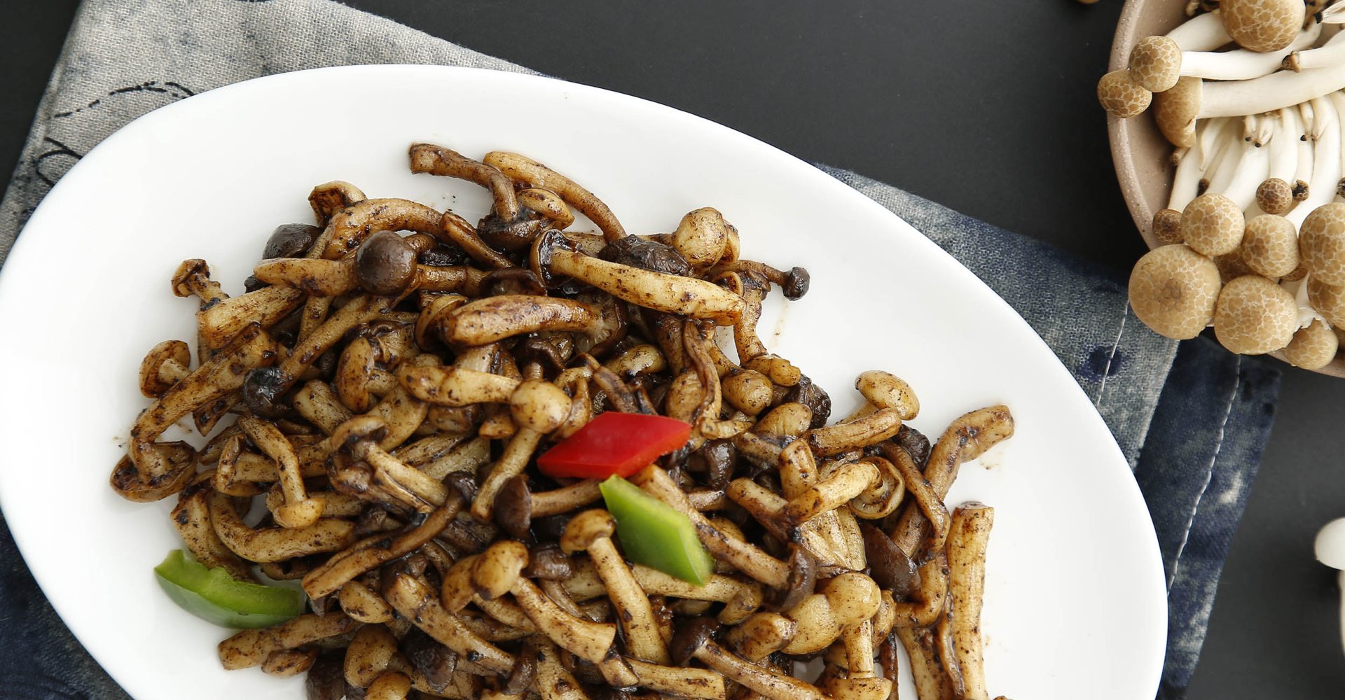 Xiu Healthy dishes - Mixed mushroom with truffle