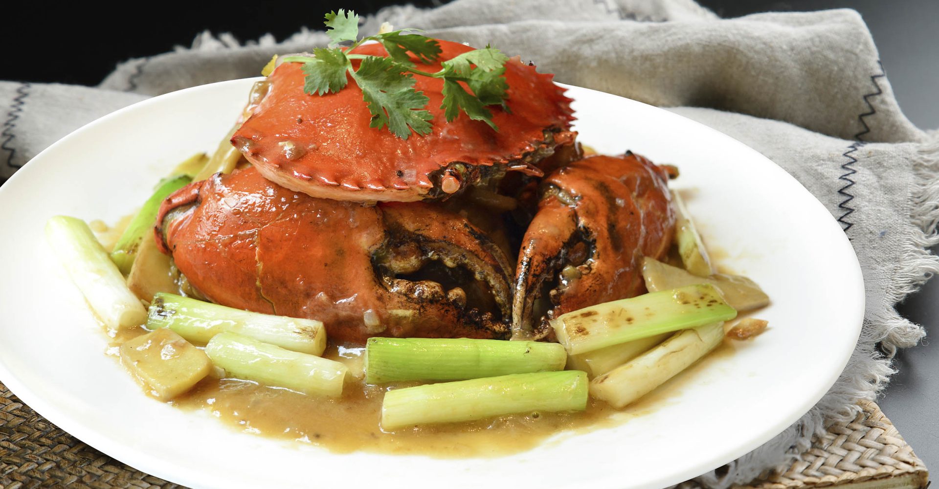 Xiu Live Seafood (crab) - Wok-fried crab with ginger and spring onion