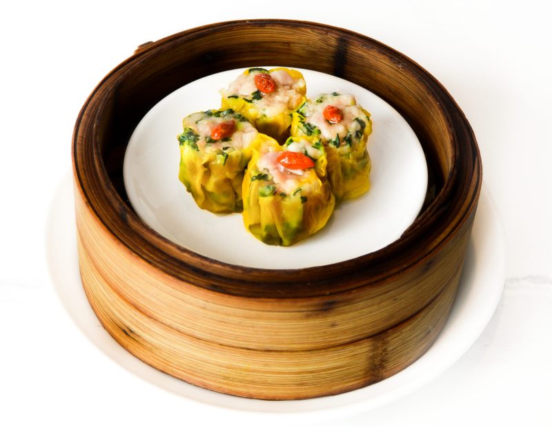 Steamed chicken with spinach dumplings